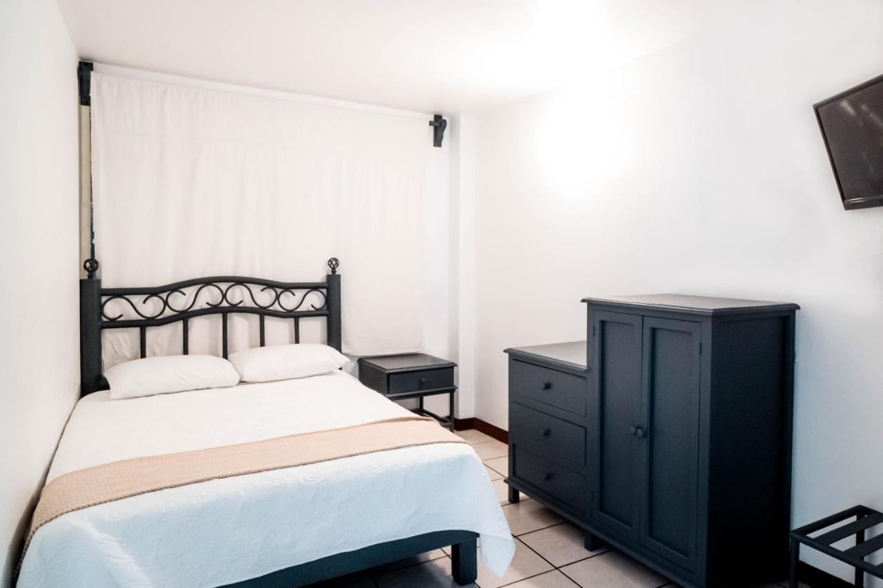 Hotel Marques - 2*